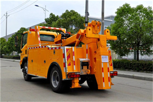 花垣高速路拖车费