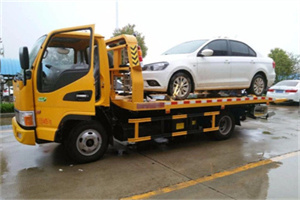 花垣附近拖车救援24小时服务热线